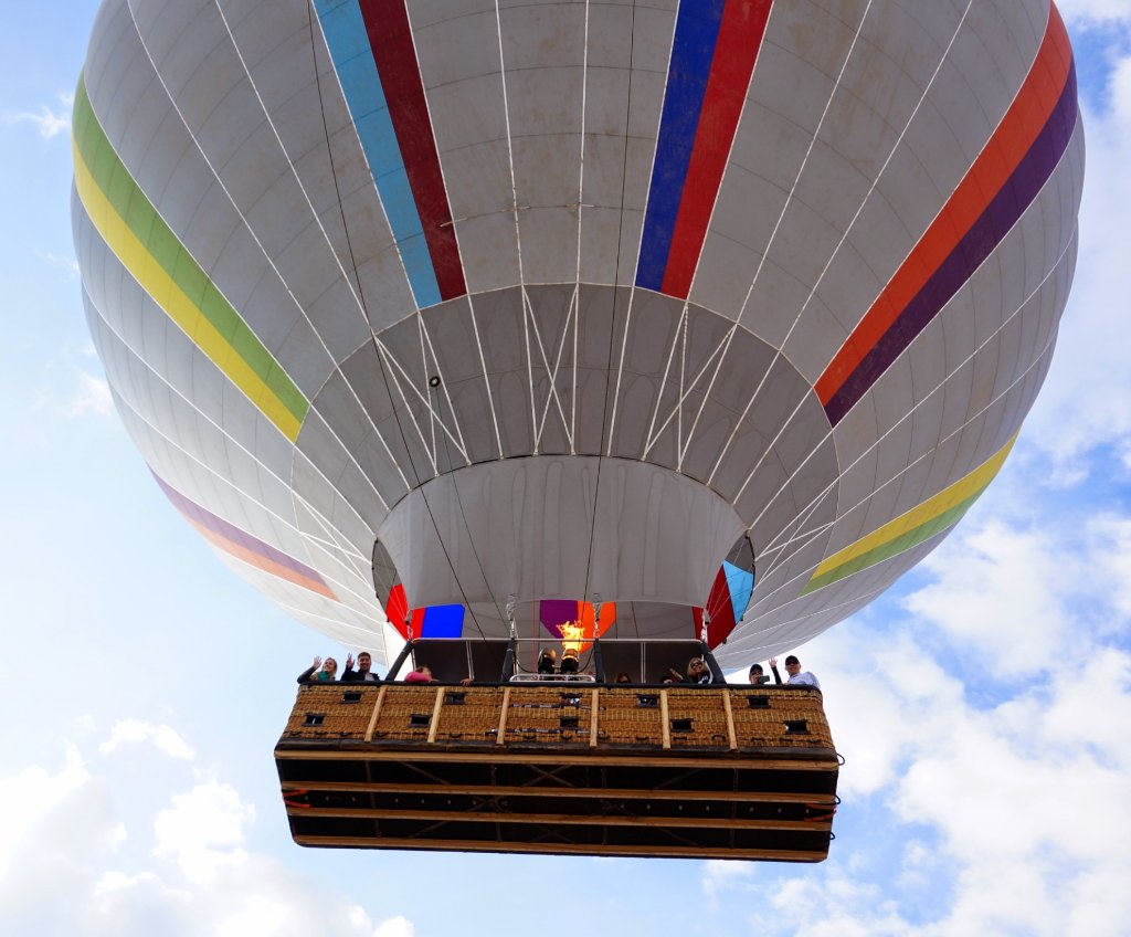 You'll Float Among The Clouds Over Arizona In The Largest Hot Air Ball...
