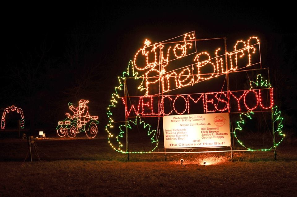 Pine Bluff's Enchanted Land Of Lights And Legends Is Arkansas' Longest  Drive-Thru Light Show