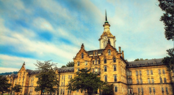 Going Inside West Virginia’s Trans-Allegheny Lunatic Asylum Will Give You Nightmares