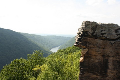 12 Amazing Caves and Rock Formations in West Virginia