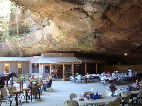 These 8 Unique Alabama Restaurants Will Give You An Unforgettable Dining Experience