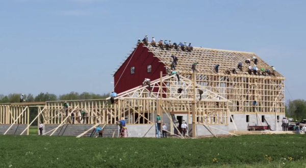 What You’re About To See The Amish Do In 3 Minutes And 30 Seconds Is Amazing