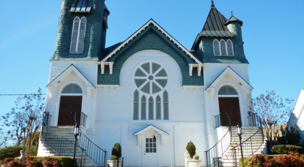 These 14 Beautiful Churches In Alabama Will Leave You In Total Awe