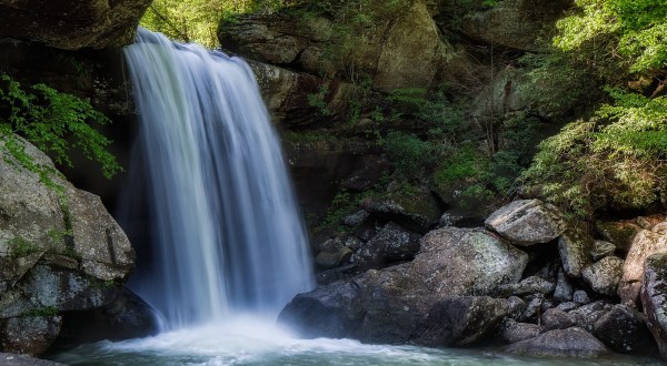 These 7 Majestic Waterfalls In Kentucky Will Leave Your Jaw On The Floor