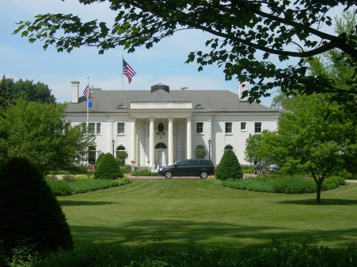 wisconsin governor's mansion tour