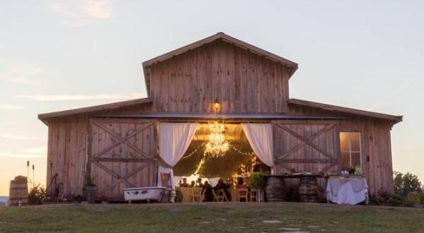 10 Gorgeous Tennessee Wedding Venues That’ll Blow Guests Away
