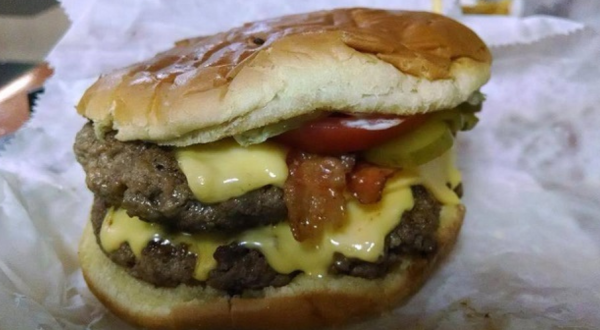 These 10 Burger Joints In Alabama Will Make Your Taste Buds Go Crazy