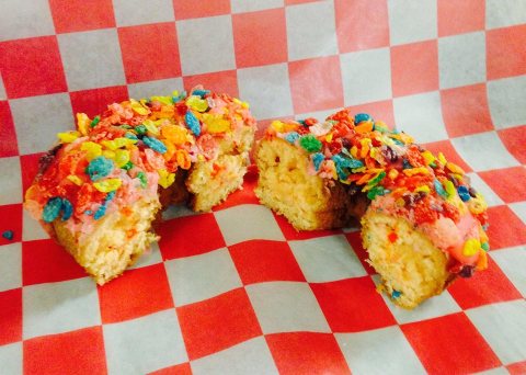 19 Places In Michigan That Will Make Your Sweet Tooth Go Nuts For Donuts