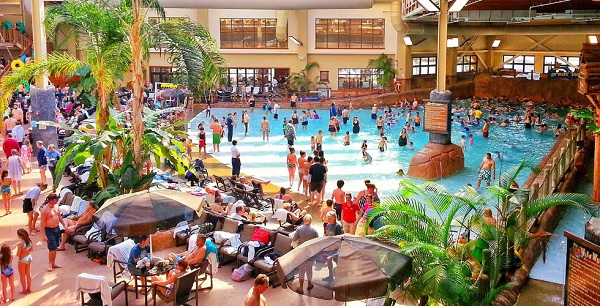 10 Tennessee Waterparks Sure To Cool Down Your Summer