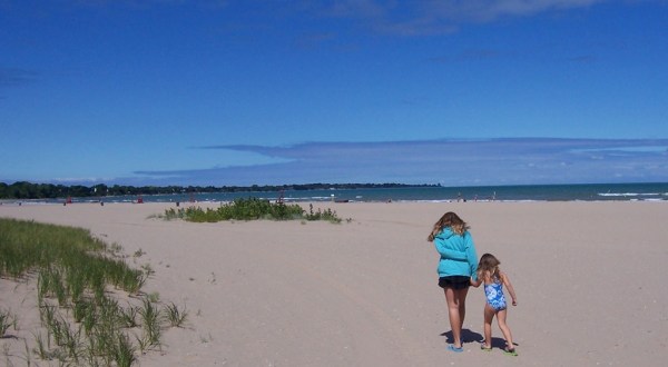 These 13 Amazing Beaches In Wisconsin Will Make Your Summer Epic