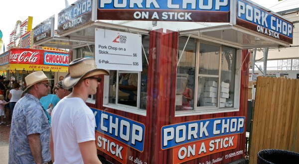 15 Mouthwatering, Button-Bursting Foods You Will Find At The Iowa State Fair