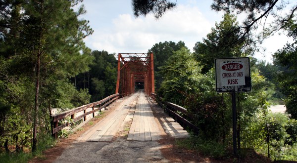 You’ll Want To Cross These 16 Amazing Bridges In Mississippi