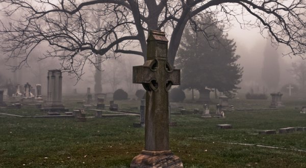 15 Disturbing Cemeteries In North Carolina That Will Give You Goosebumps