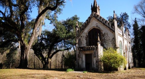 16 Stunning, Must-See Churches In Mississippi