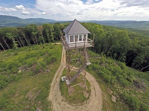 These 9 Unique Places To Stay In West Virginia Will Give You An Unforgettable Experience