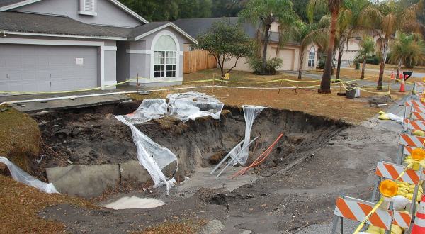 Here Are 12 Sinkholes In South Carolina That Will Leave You Terrified Of Earth