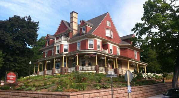 These 5 Bed And Breakfasts In Wisconsin Are Perfect For A Getaway