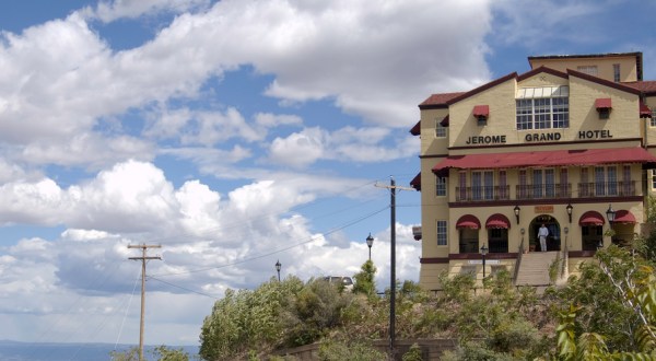 These 8 Terrifying Places in Arizona Will Haunt Your Dreams Tonight