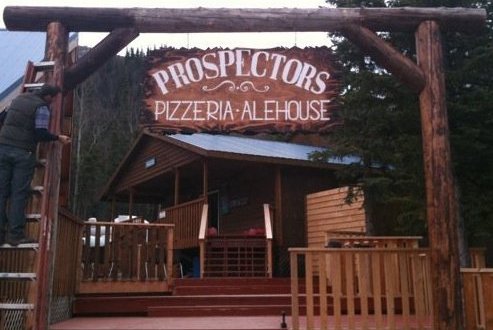These 8 Pizza Places In Alaska Are So Good That Your Mouth May Explode