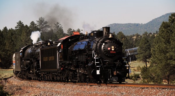 Board These 8 Beautiful Trains In Arizona For An Unforgettable Experience
