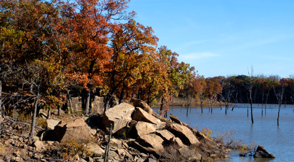 The Fall Foliage At These 10 State Parks In Kansas Is Stunningly Beautiful
