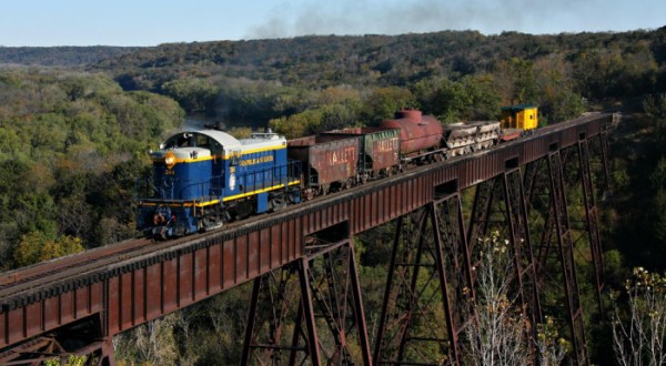 Board These 7 Beautiful Trains In Iowa For An Unforgettable Experience