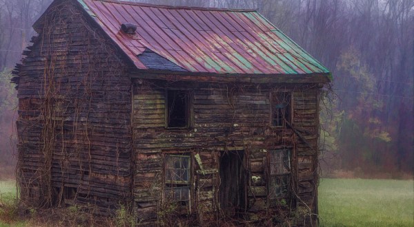 11 Creepy Houses In Virginia That Could Be Haunted