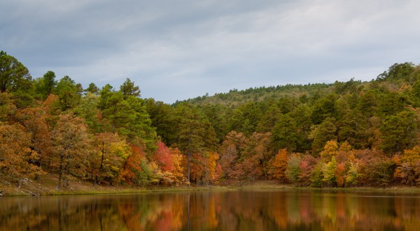 The Fall Foliage At These 8 State Parks In Oklahoma Is Stunningly Beautiful