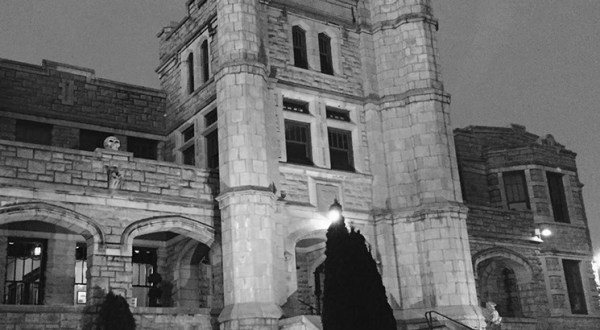 Meet These 10 Ghosts From Missouri And Hear Their Bone Chilling Stories