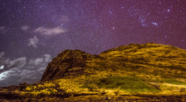 What Was Photographed At Night In Hawaii Is Almost Unbelievable