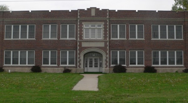 14 Things You Know Are True If You Went To A Small High School In Kansas