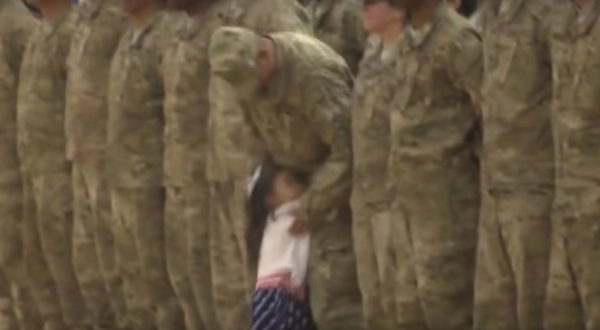 What This Little Girl Did During A Service In Colorado Melted Everyone’s Heart
