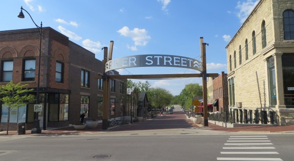 Most People Don’t Know The Meaning Behind These 15 Illinois Towns