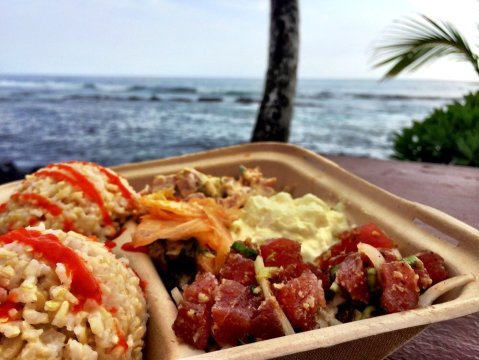 These 12 Restaurants In Hawaii Have The Best Seafood EVER