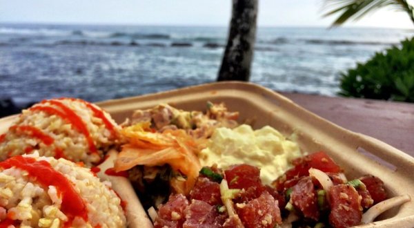 These 12 Restaurants In Hawaii Have The Best Seafood EVER