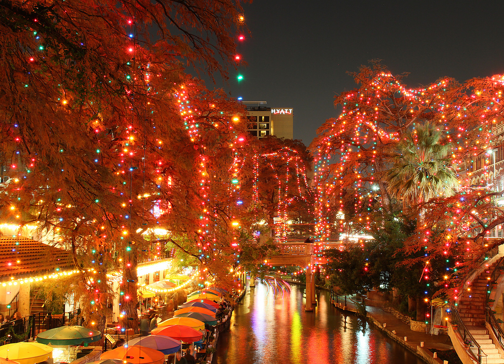 Here Are The Top 10 Christmas Towns In Texas. They’re Magical.