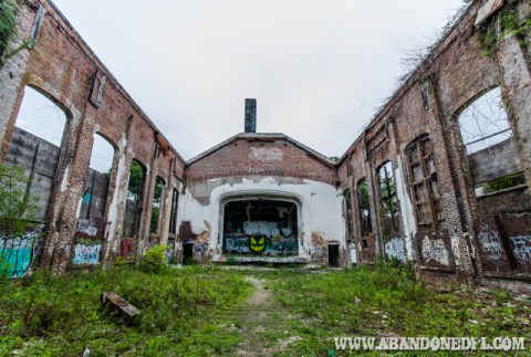 Is This Abandoned Elementary School Haunted Or Just Creepy? You Decide.