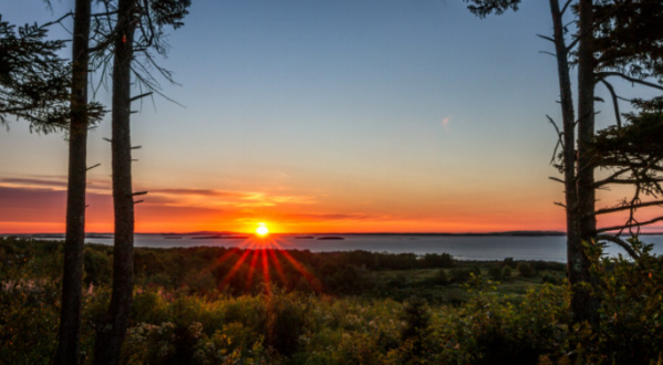 These 15 Beautiful Sunrises in Maine Will Have You Setting Your Alarm