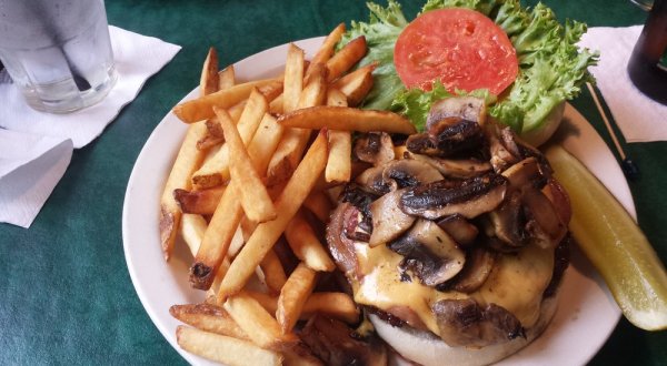 These 13 Restaurants In Virginia Have Fries So Good You Can’t Handle It