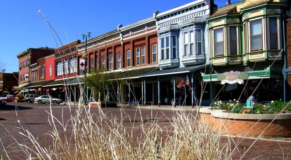 These 11 Towns In Kansas Have The Best Main Streets You Gotta Visit