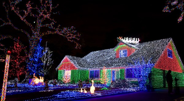 These 10 Houses In Texas Have The Most Incredible Christmas Decorations