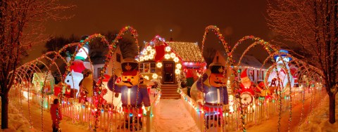 These 17 Houses In Indiana Have The Most Incredible Christmas Decorations
