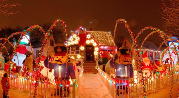 These 17 Houses In Indiana Have The Most Incredible Christmas Decorations