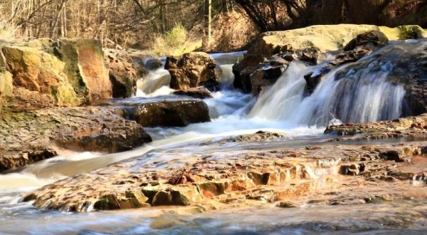 These 11 Hidden Waterfalls In Mississippi Will Take Your Breath Away