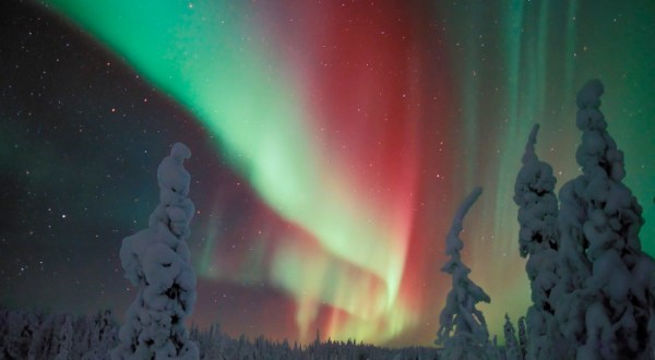 These 8 Places In Alaska Have The Most Unbelievable Christmas Decorations