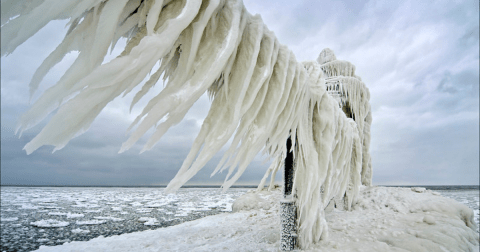 9 Spots In Michigan That Will Drop Your Frozen Jaw This Winter