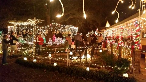 These 12 Places In Mississippi Have The Most Unbelievable Christmas Decorations