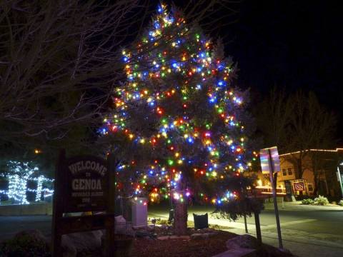 These Are The Top 10 Christmas Towns In Nevada. They're Magical.