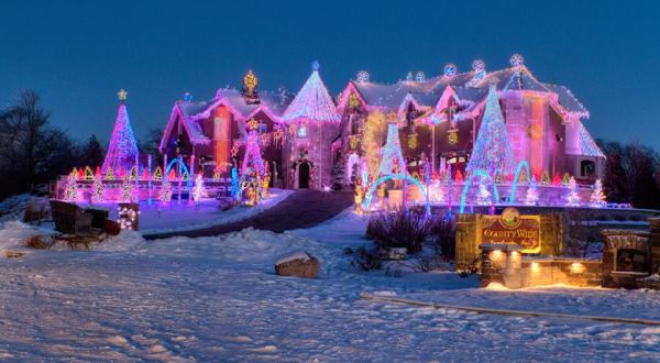 Here Are The Top 10 Christmas Towns In Illinois. They’re Magical.