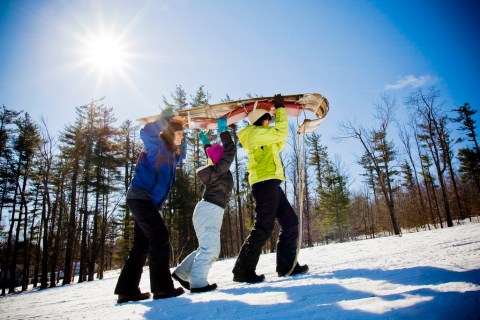 Here Are The 14 Best Places To Go Sledding In Massachusetts This Winter